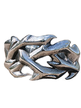 Load image into Gallery viewer, Thorn Embrace Metal Ring