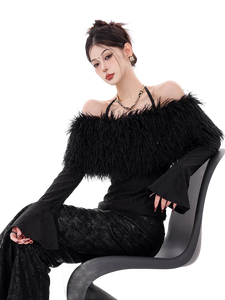 'Allure' Fur-Trimmed Off-Shoulder Top