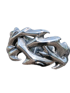 Thorn Embrace Metal Ring