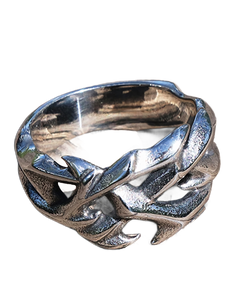 Thorn Embrace Metal Ring