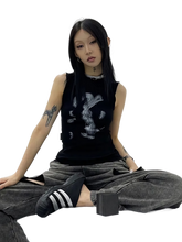Load image into Gallery viewer, Rabbit Print Sleeveless Cotton Tee