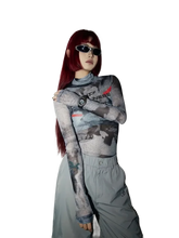 Load image into Gallery viewer, 'Emotion' Slim Fit Mesh Long Sleeve Tee